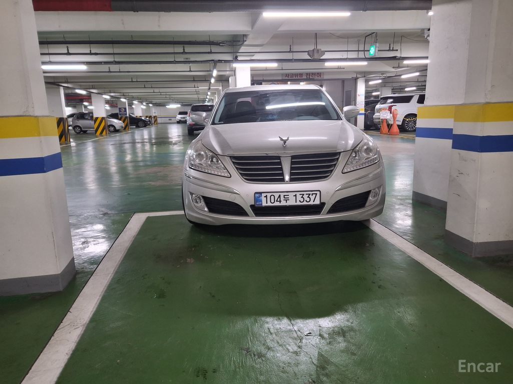 Hyundai Equus