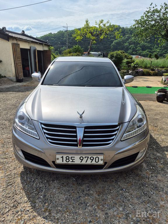 Hyundai Equus