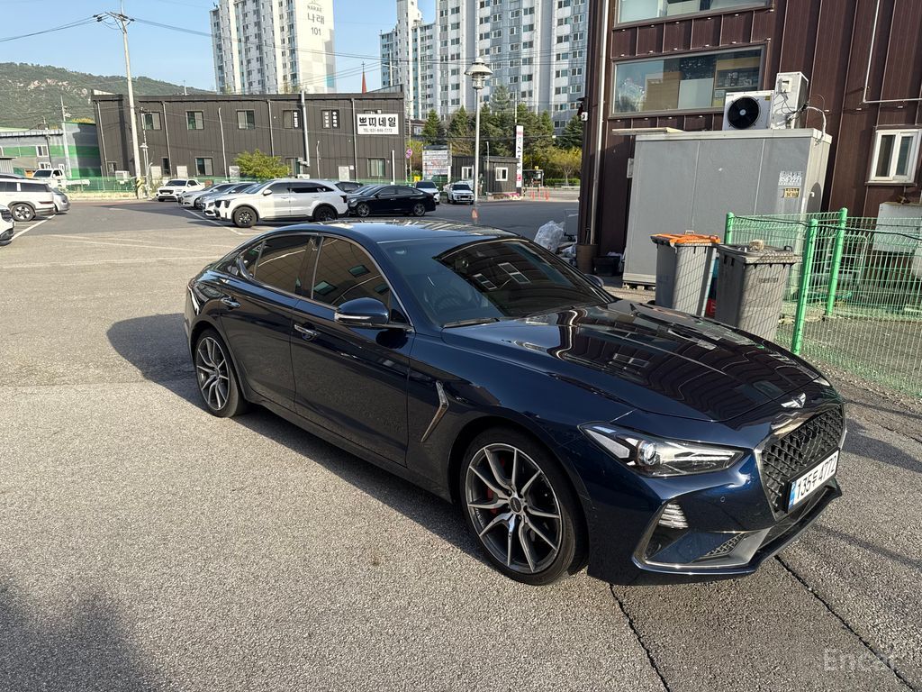 Genesis G70