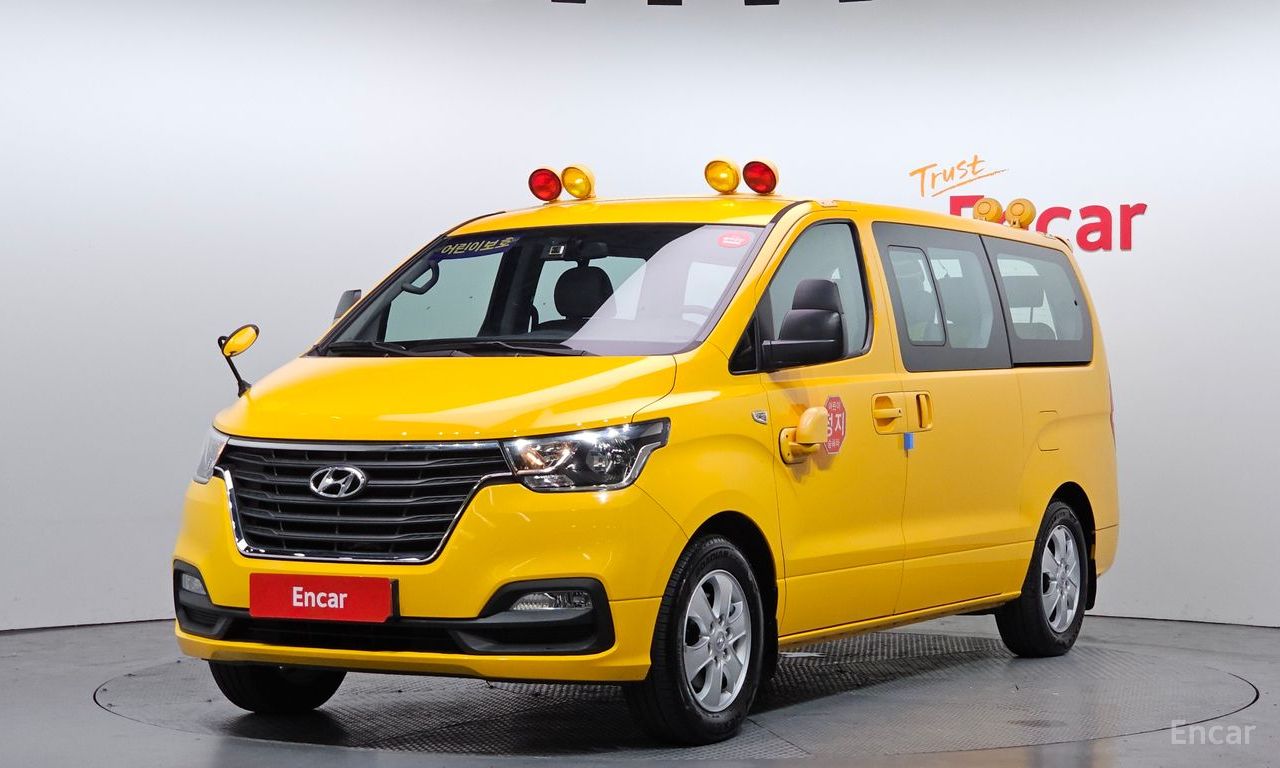 Hyundai Starex
