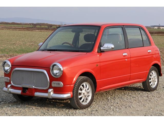 Daihatsu Mira Gino