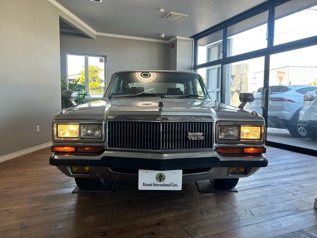 Nissan President