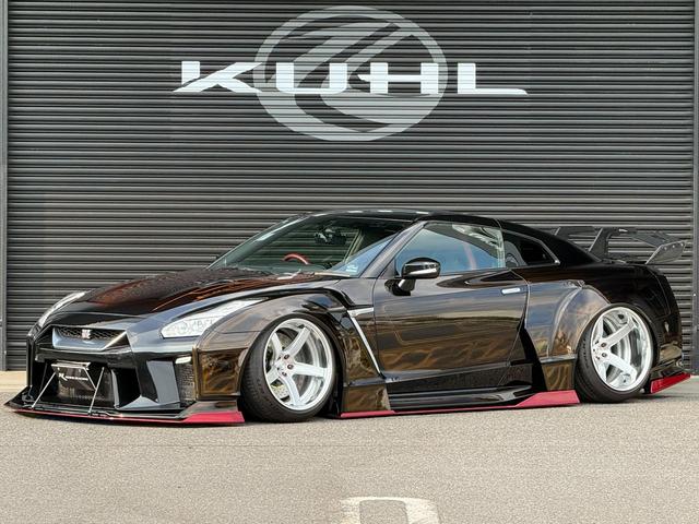 Nissan GT-R
