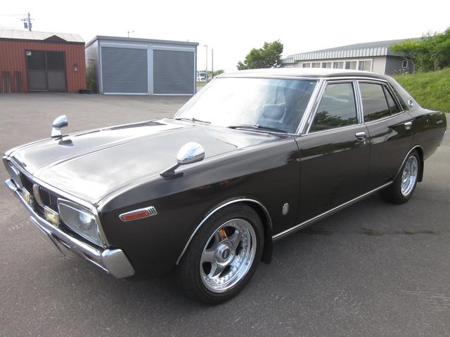 Nissan Laurel