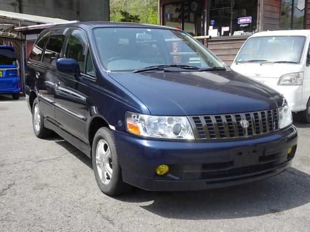 Nissan Bassara