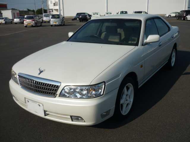 Nissan Laurel
