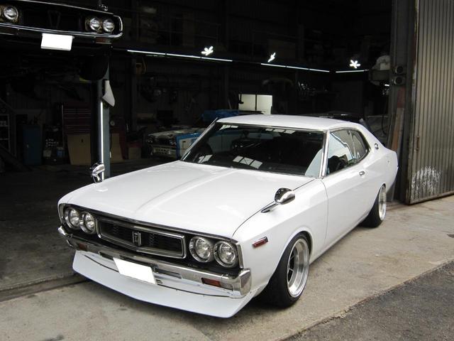 Nissan Laurel