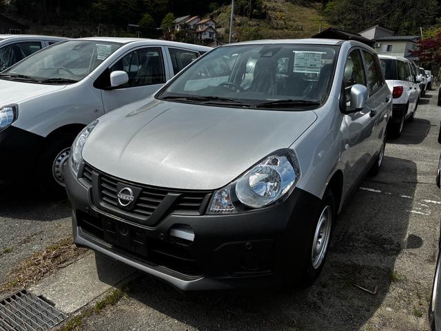 Nissan AD