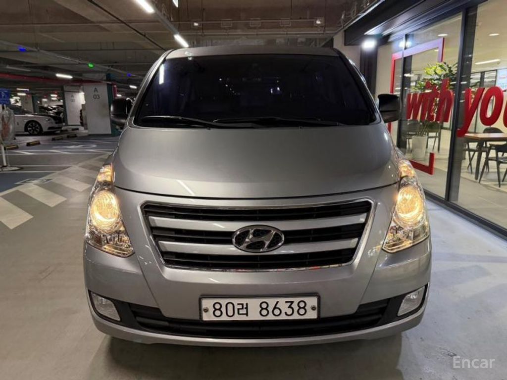 Hyundai Starex