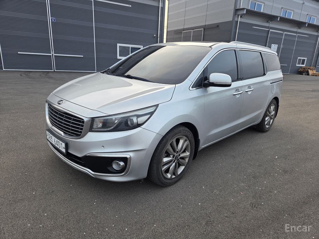 Kia Carnival