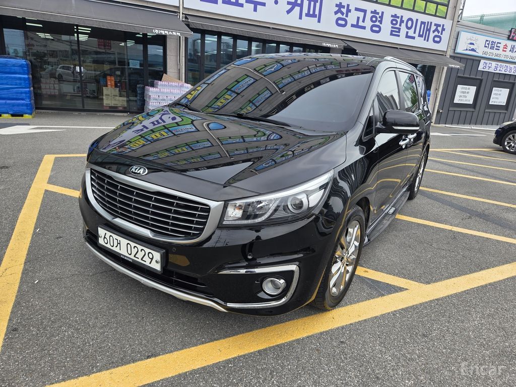 Kia Carnival