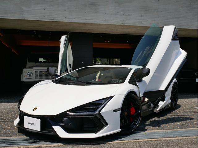 Lamborghini Revuelto