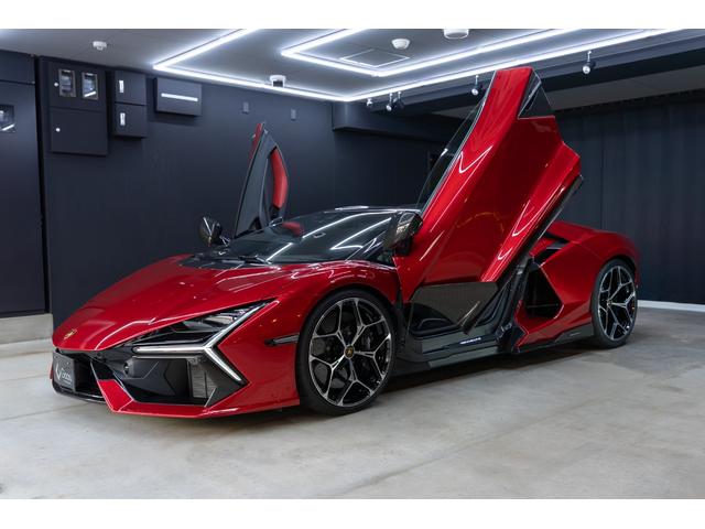 Lamborghini Revuelto