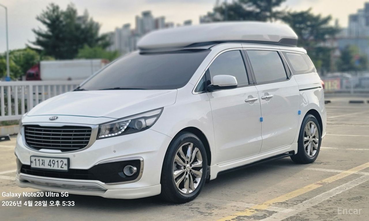 Kia Carnival