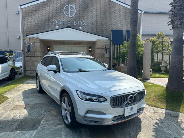 Volvo V90