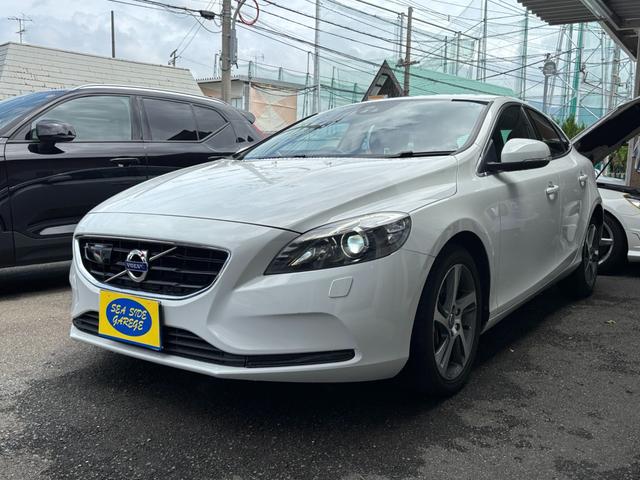 Volvo V40