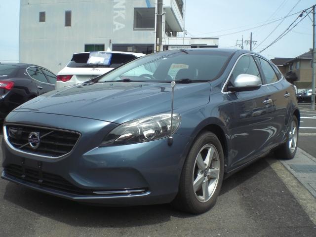 Volvo V40