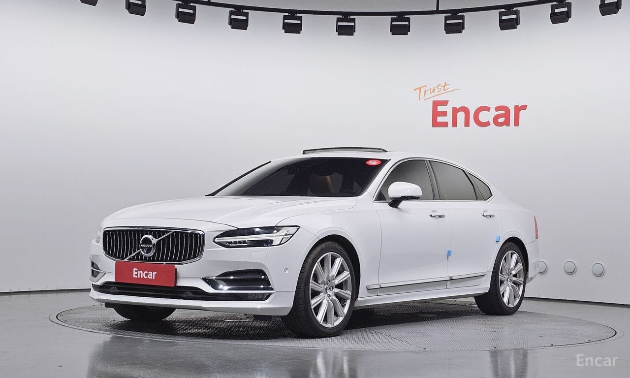 Volvo S90