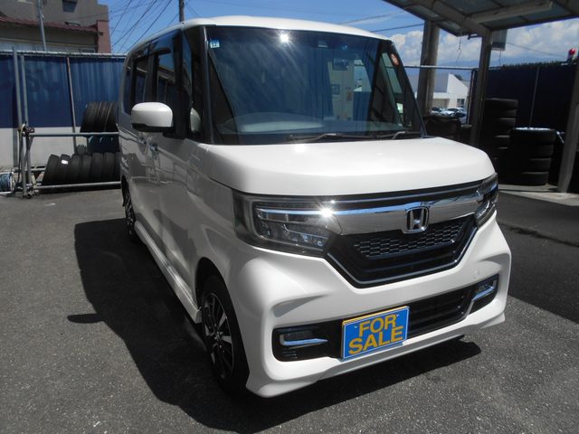 Honda N-BOX Custom