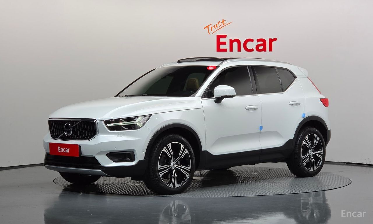 Volvo XC40