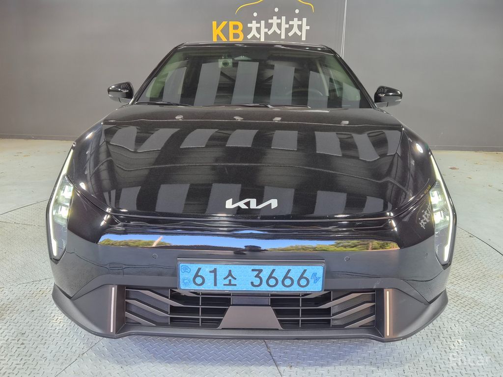 Kia EV4