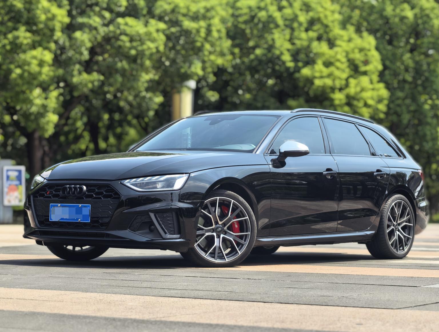 Audi S4