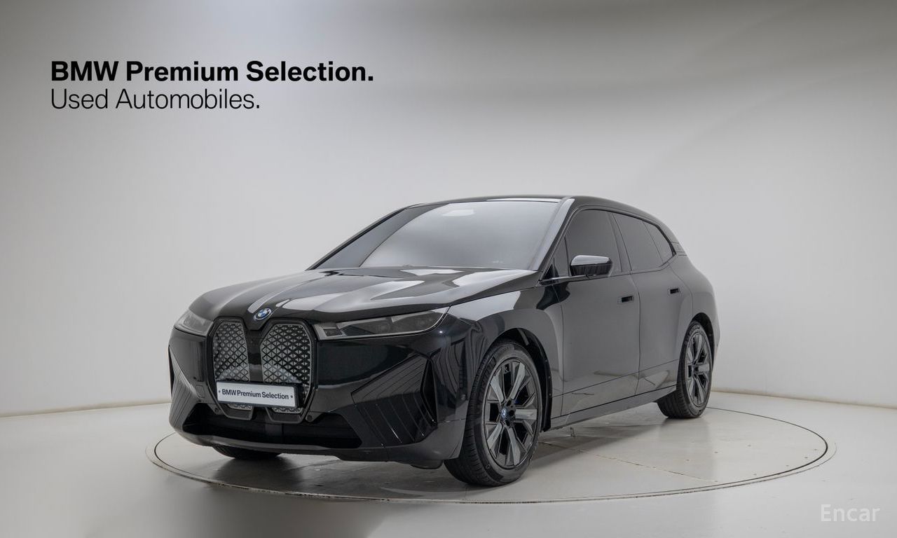 BMW iX
