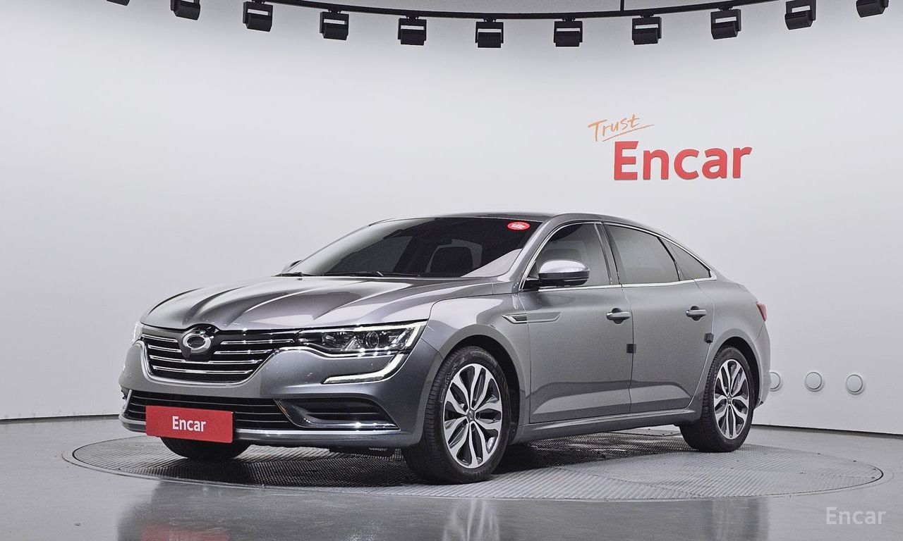 Renault SM6