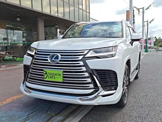 Lexus LX