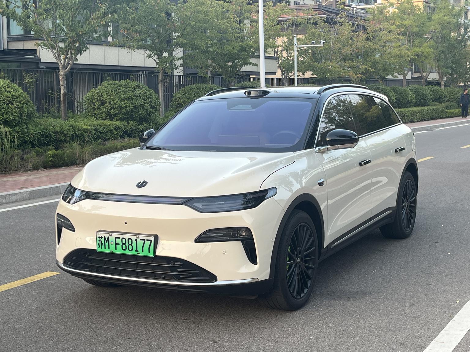 Leapmotor C11