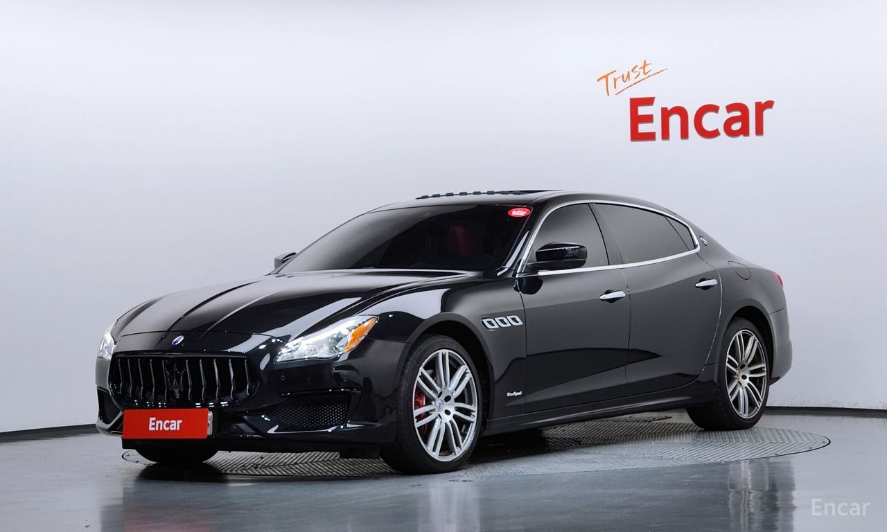 Maserati Quattroporte