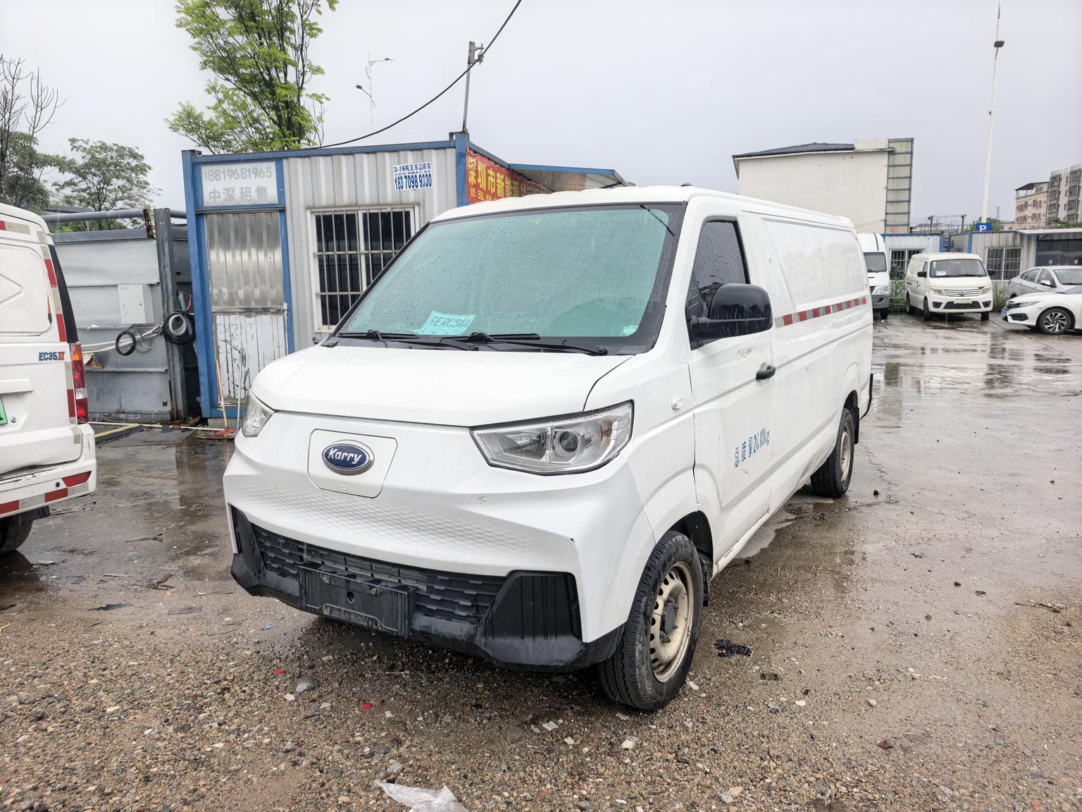 Автомобиль #1911388