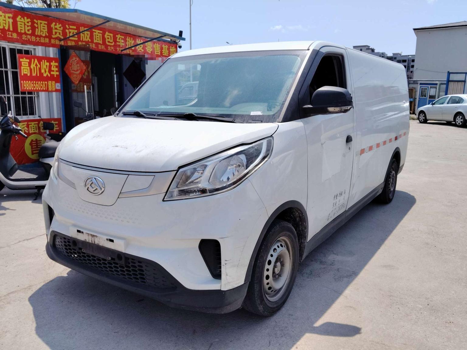 Maxus EV30