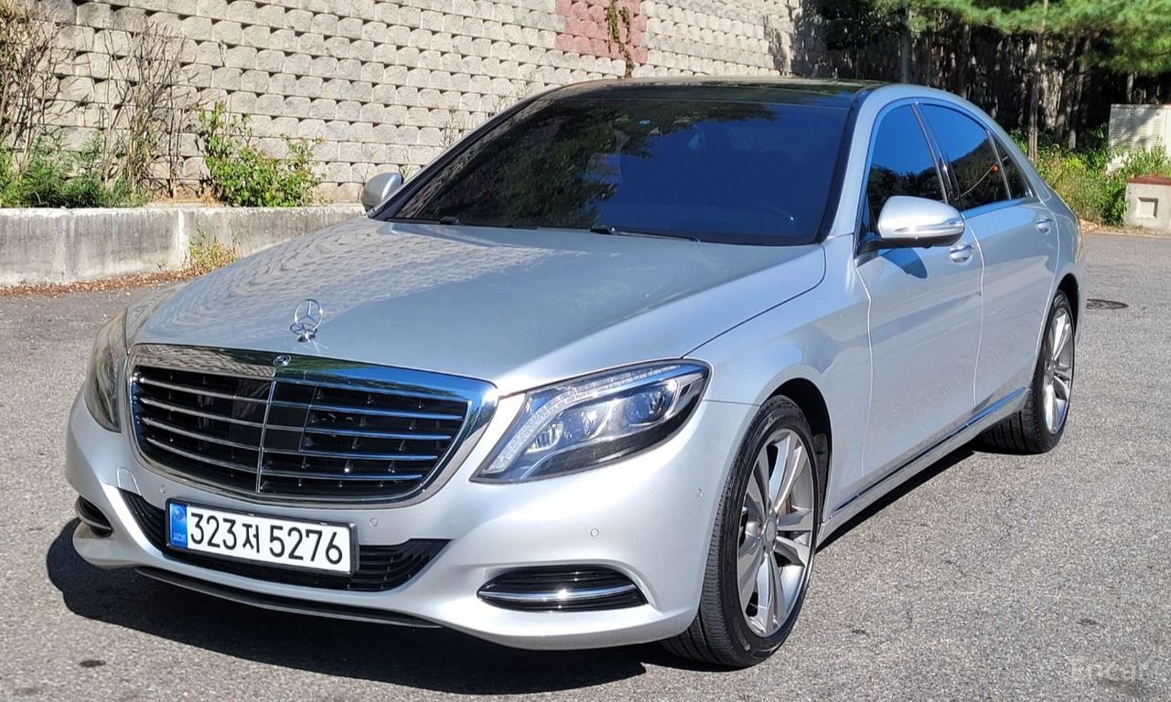 Mercedes-Benz S-Class W222