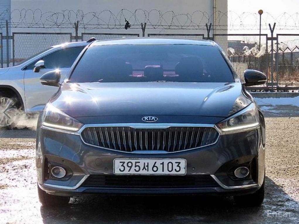 Kia K7