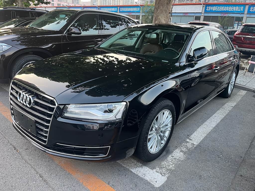 Audi A8