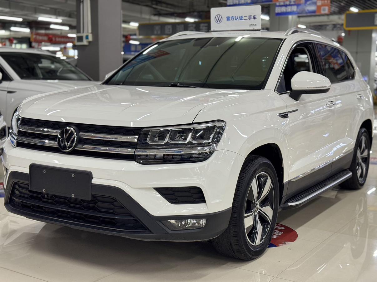 Volkswagen Tharu