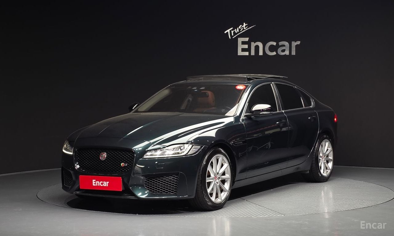 Jaguar XF
