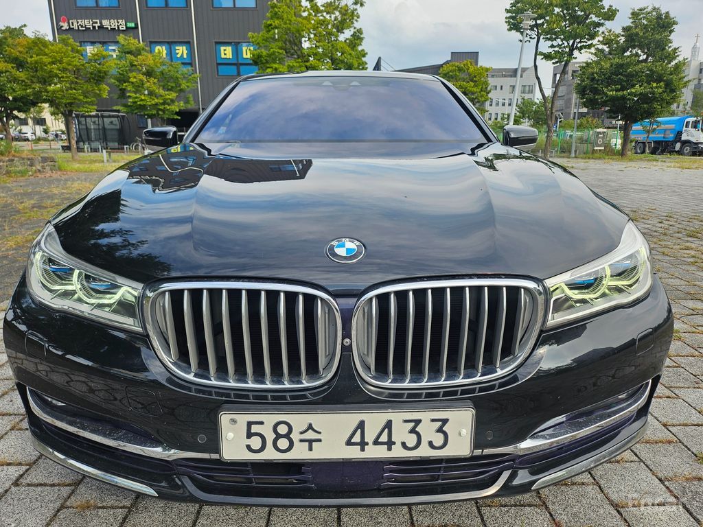 BMW 7 Series
