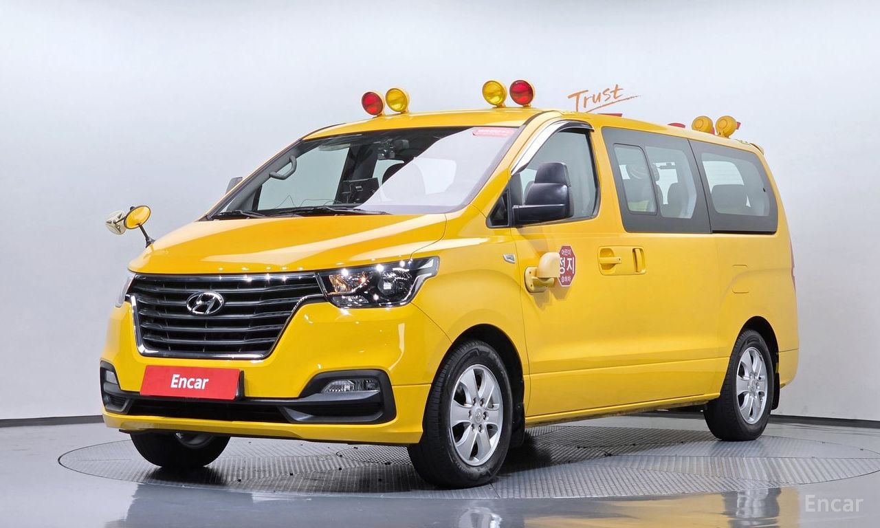 Hyundai Grand Starex