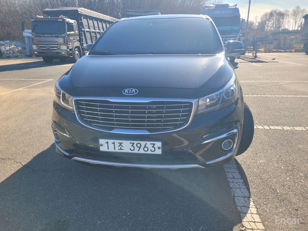 Kia Carnival