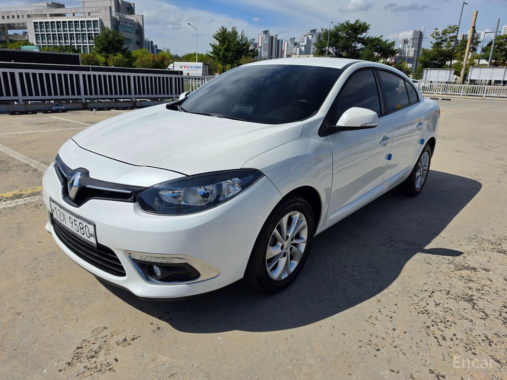 Renault SM3
