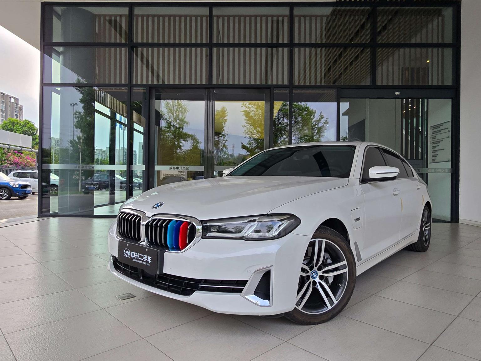 BMW 5 серииPHEV