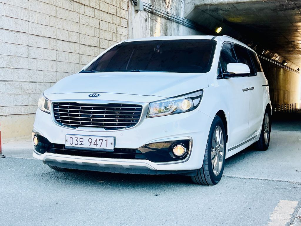 Kia Carnival