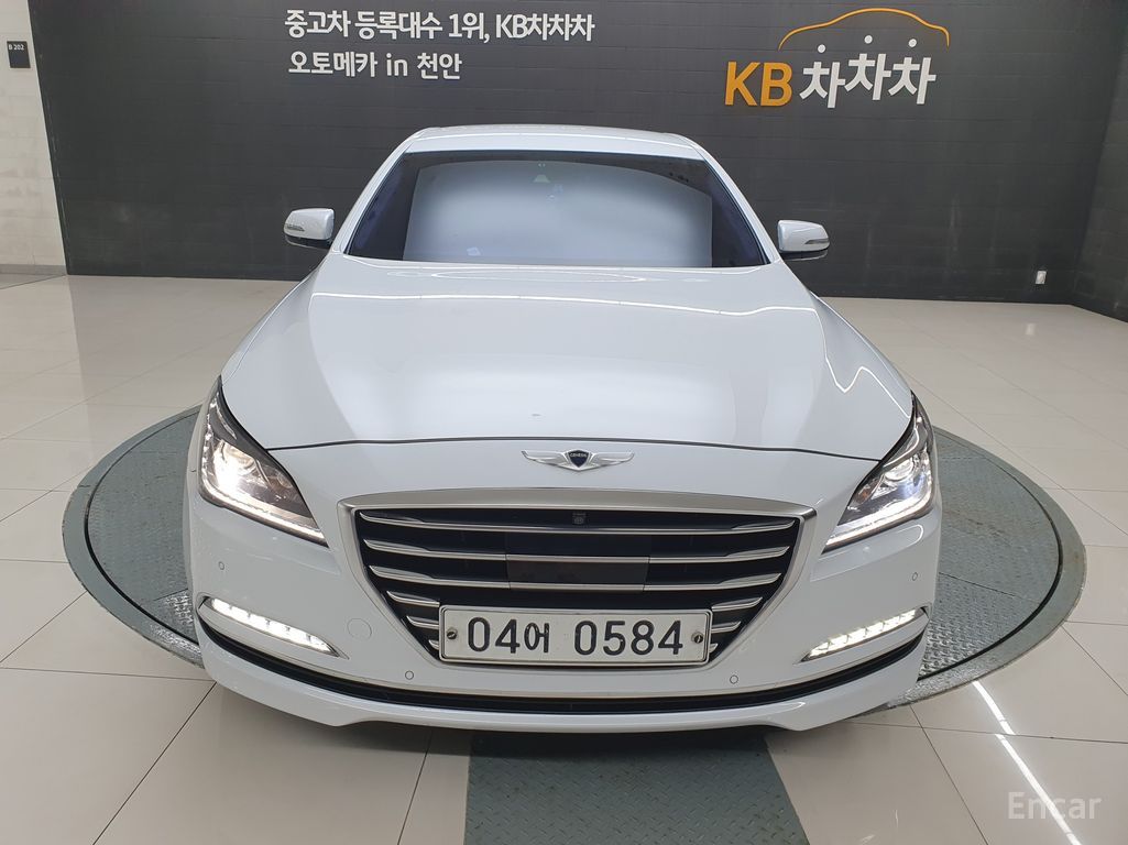 Hyundai Genesis