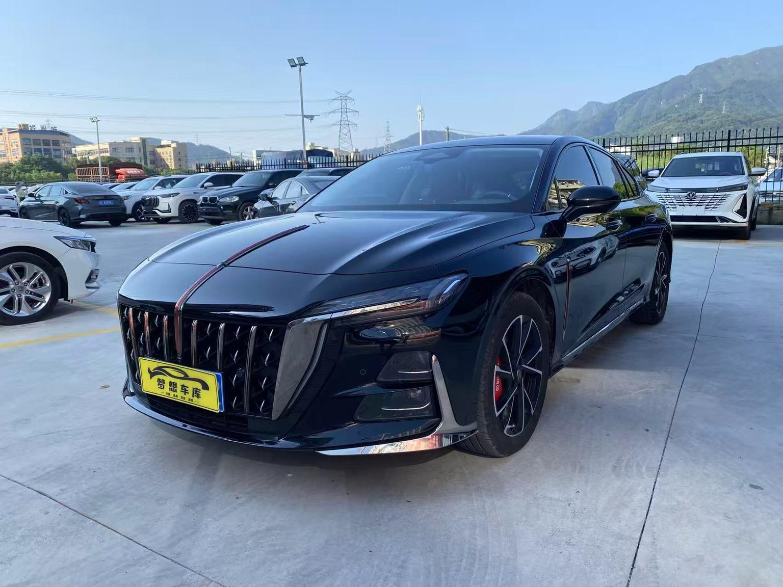 Hongqi H6