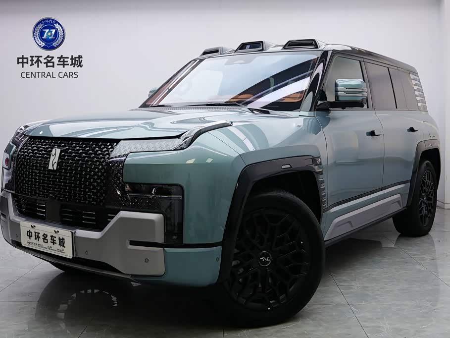 Yangwang U8