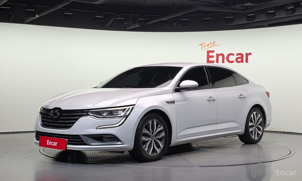 Renault SM6
