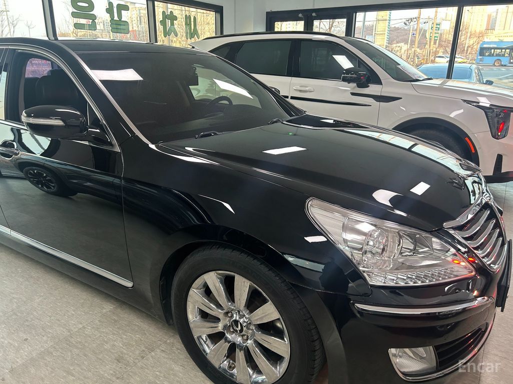 Hyundai Equus