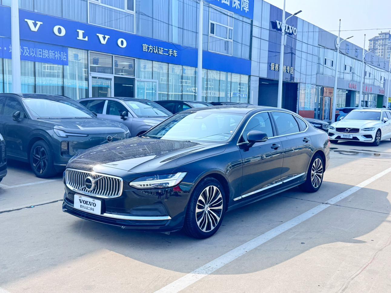 Volvo S90
